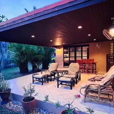 Family-Friendly House, A Few Steps From The Pool And Close To The Ocean. 梅尔皮姆 外观 照片